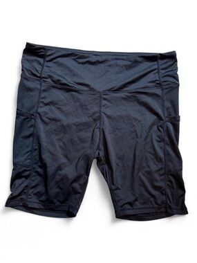 High-Waist Black Bike Shorts with Side Pockets